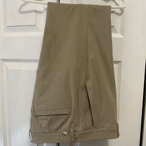 Lululemon Commission Slim Pant